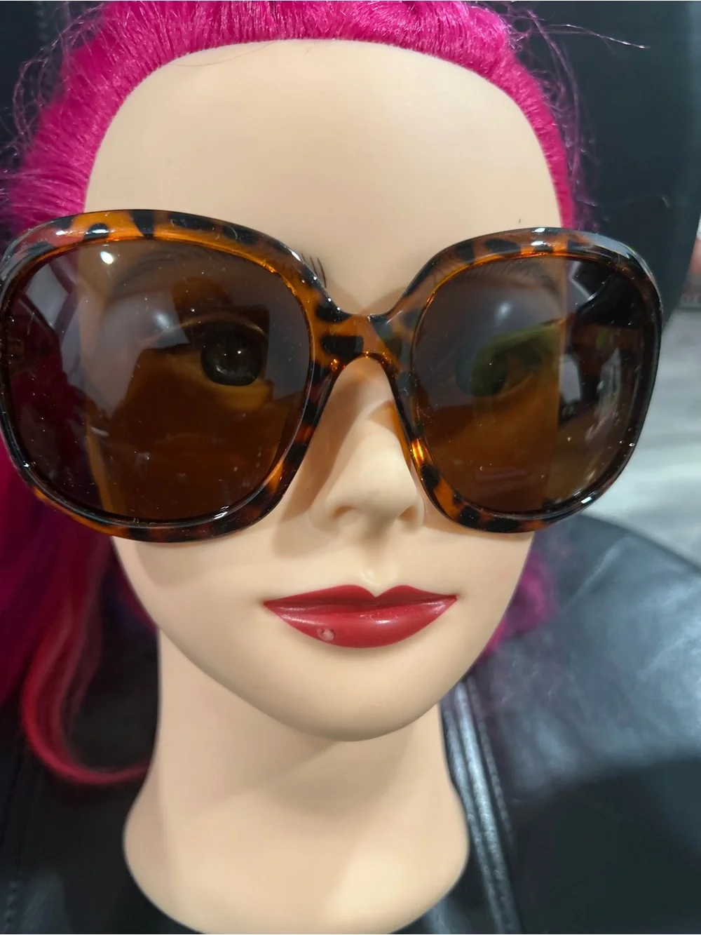 Tortoiseshell Oversized Women's Sunglasses - Brown Lenses